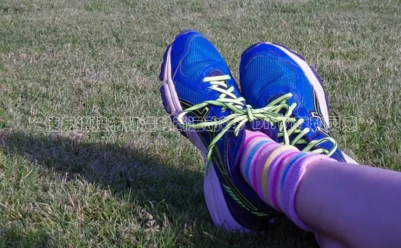 意昂体育p网页版登录入口百度游戏**使用拼接布打造时尚运动鞋：DIY教程和灵感**