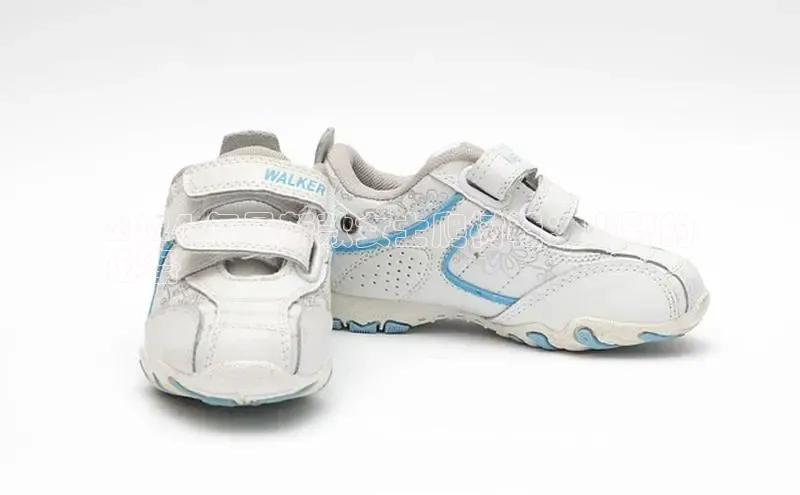 意昂体育APP挪威主权基金2024 年最新款女士爬树鞋：山野的
必备