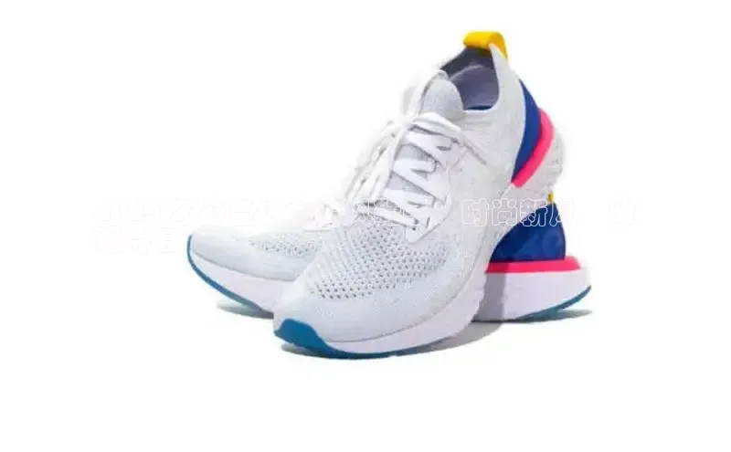 意昂体育注册百度安全社区2024 年必备少女古风鞋子：时尚新风，耀
眼夺目