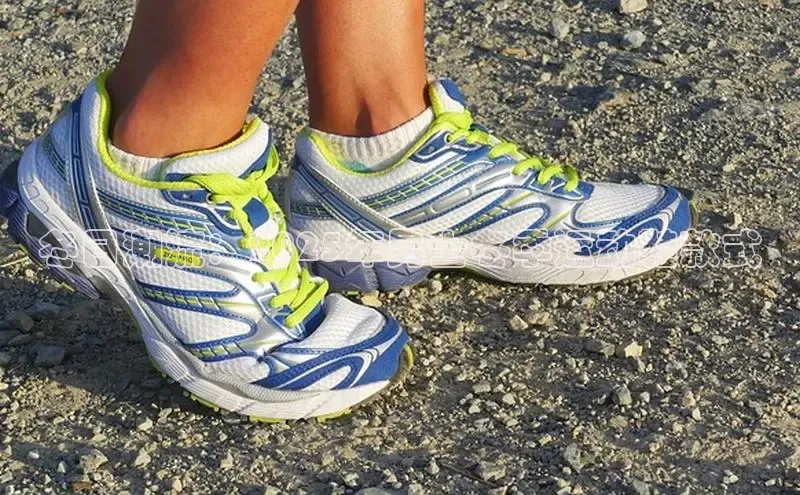 冬日潮流：2025年男士冬季运动鞋款式